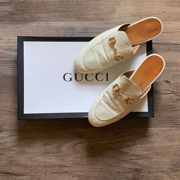 Gucci Shoes - Gucci princetown flats 